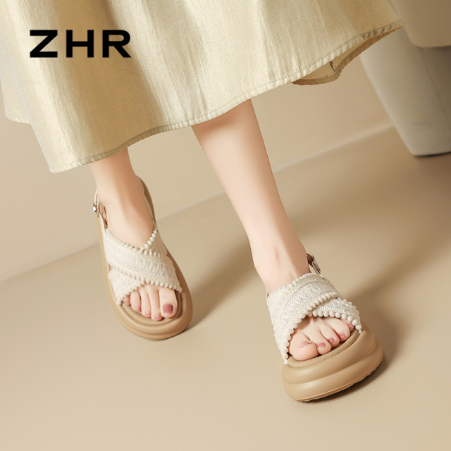 13844638.【ZHR则则】凉鞋圆头搭扣厚底女鞋[布料+PU]