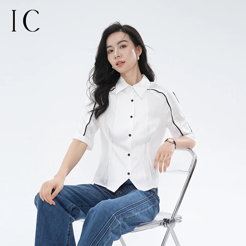 12360168.设计感独特黑白边时尚polo领衬衫上衣女休闲宽松舒适衬衣小衫