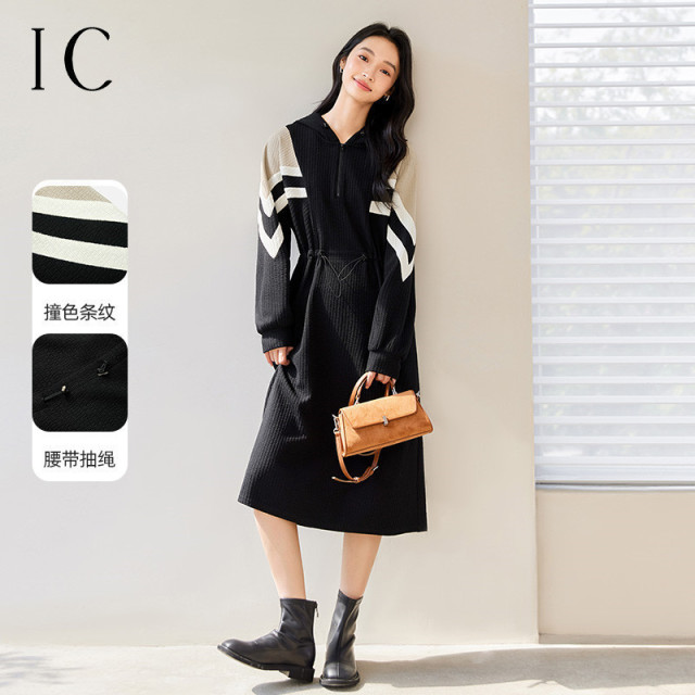 12358564.简约舒适休闲通勤气质感连衣裙女2025新款时尚拼接设计感裙子
