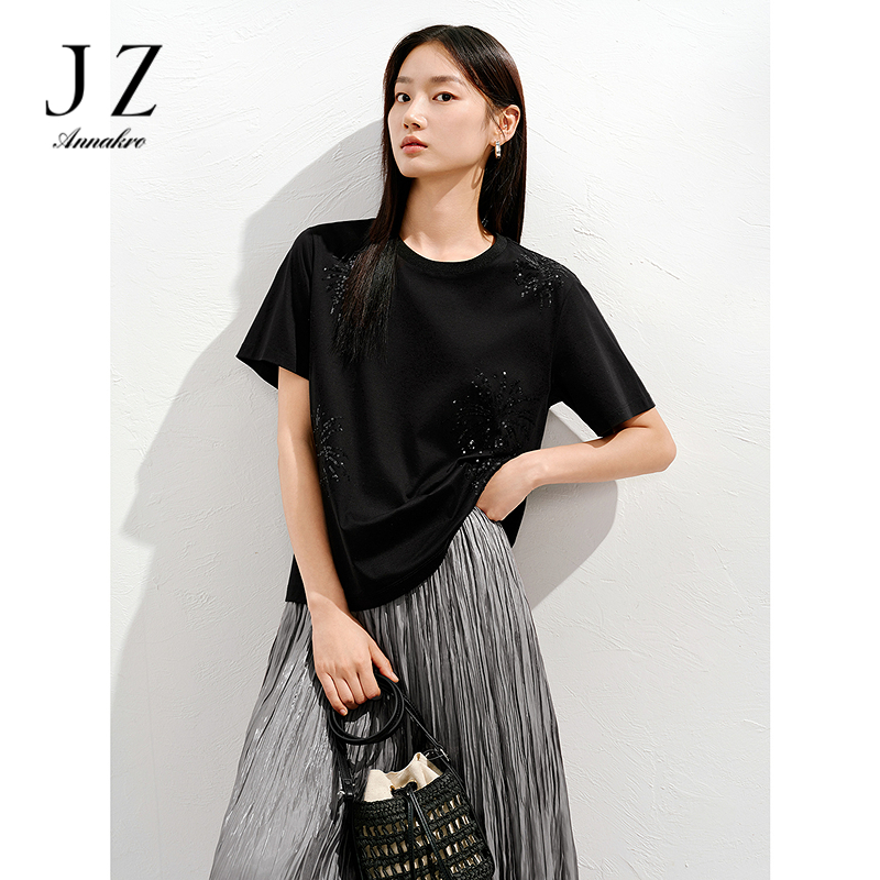 12419099.玖姿安娜蔻设计感烟花钉珠正肩圆领休闲H型T恤女2025夏季新款
