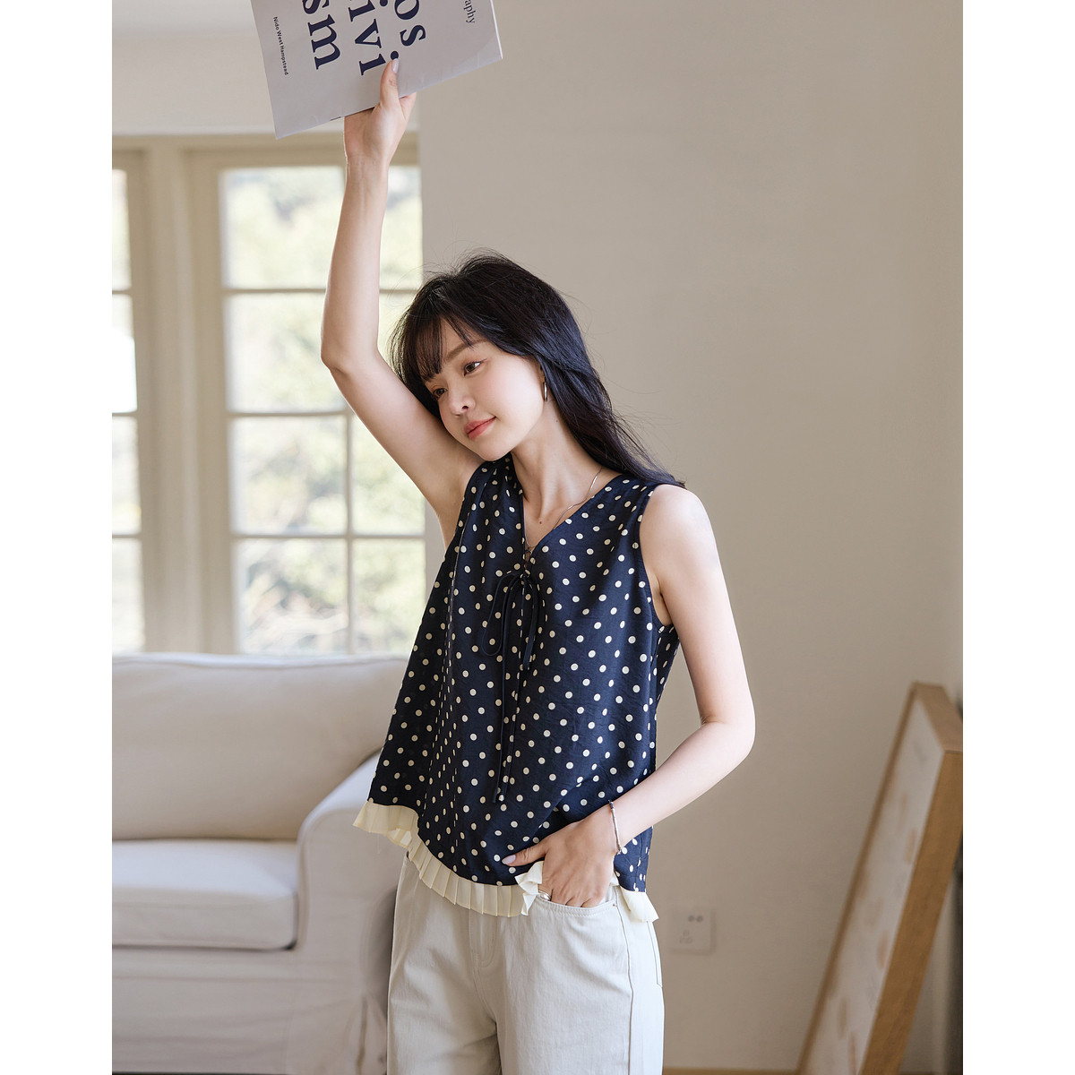 12442660.【波尔卡假日】夏季文艺风木耳边波点无袖衬衫小个子衬衣女装上衣