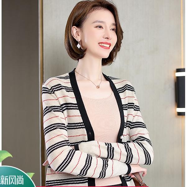 12450177.春夏新款妈妈时尚条纹毛衣中老年女夏装修身针织衫上衣