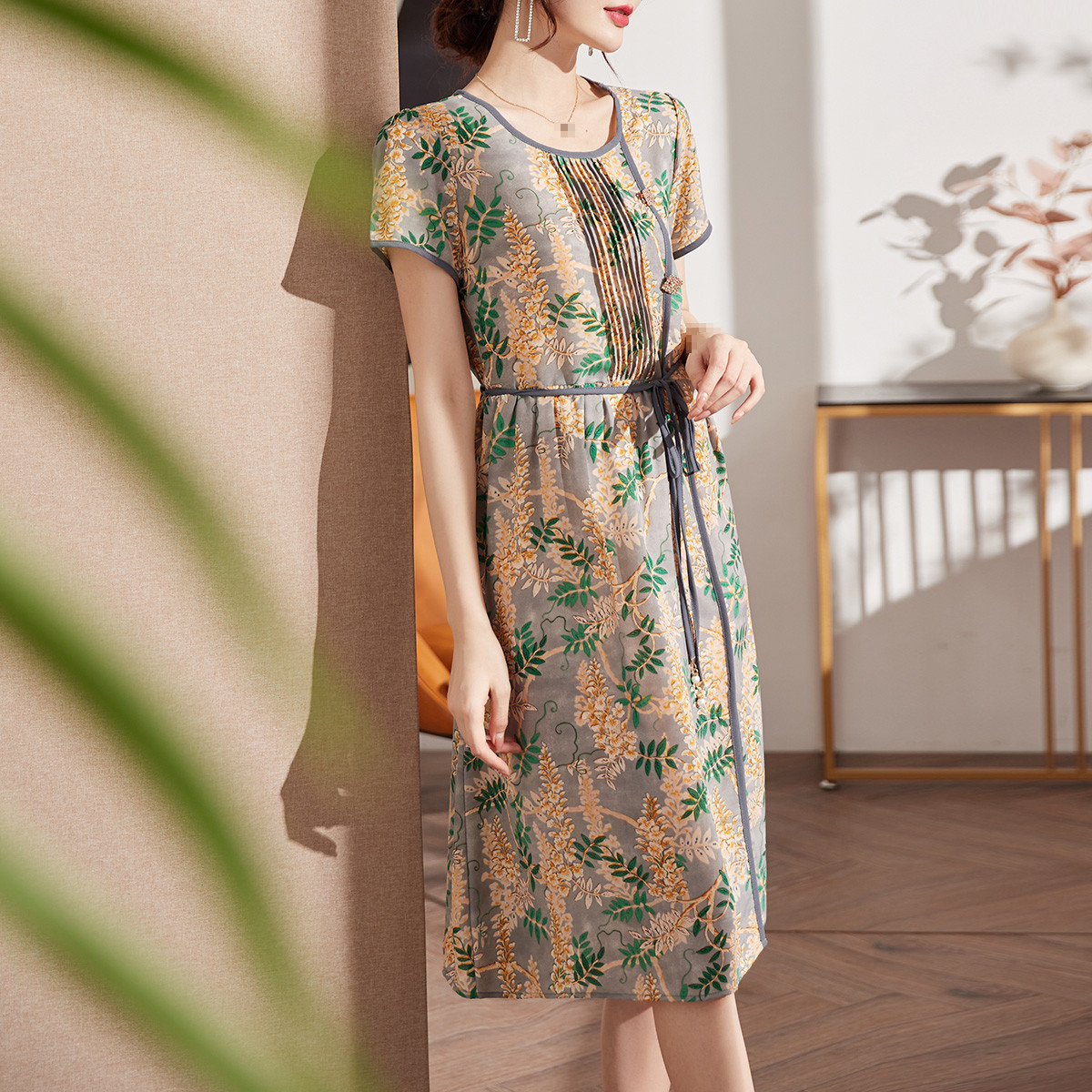 12452655.妈妈夏装薄款收腰系带连衣裙中年女休闲裙子中老年人夏季过膝长裙
