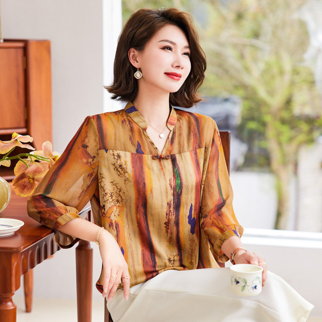12452602.妈妈夏装七分袖雪纺小衫时尚高贵50岁中老年女装春夏新款气质上衣