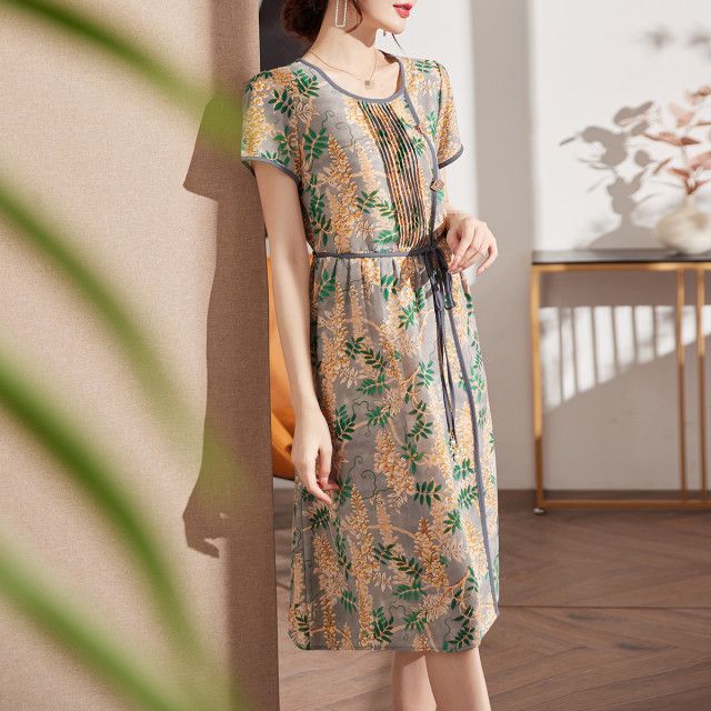 12452655.妈妈夏装薄款收腰系带连衣裙中年女休闲裙子中老年人夏季过膝长裙
