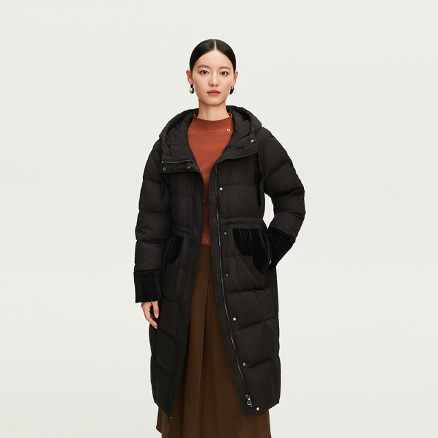12491595.【商场同款】艾莱依华韵系列时尚蝶恋花羽绒服女长款连帽鸭绒服外套女