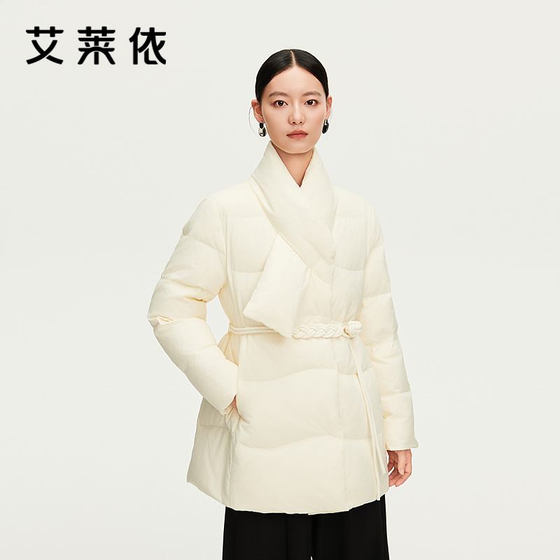 12491572.【商场同款】艾莱依新中式围巾盘扣腰带气质鸭绒保暖羽绒服