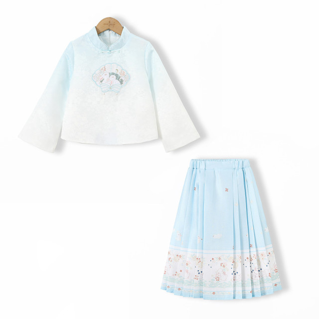 12489752.【渐变幻彩马面裙套装】女童汉服2026春秋儿童明制国风两件套