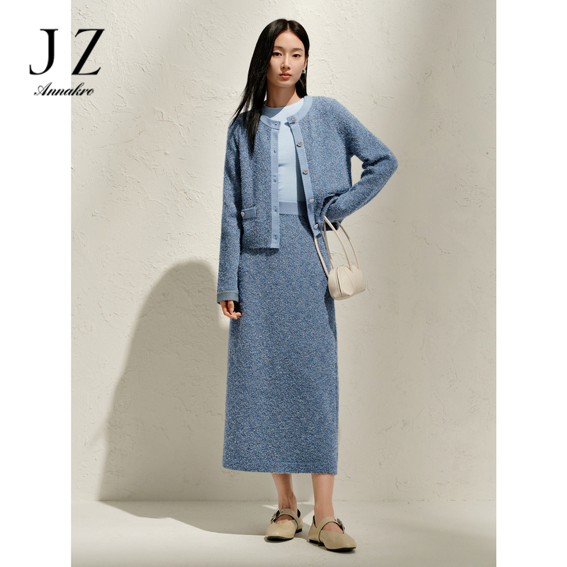 12515423.玖姿安娜蔻千金小香风珠片亮丝松紧腰直筒半身裙女2025春秋新款