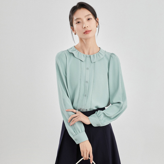 12556098.曼贝新款宽松轻盈舒展的蓝绿色长袖女式衬衫