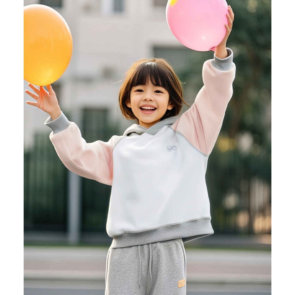 12566064.【插肩袖撞色连帽卫衣】男女童秋季2025新款时尚休闲百搭上衣