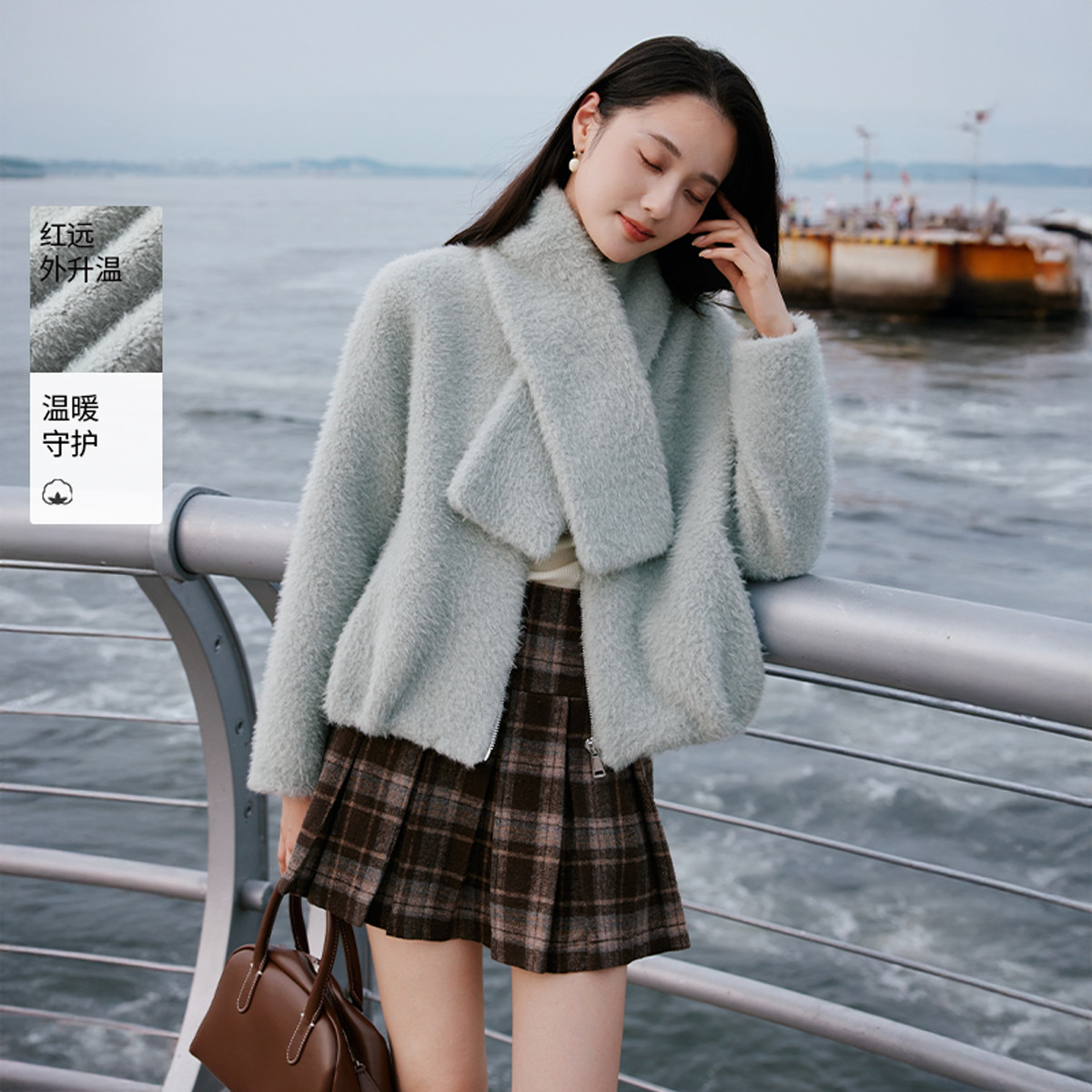 12599063.2025冬装毛绒外套女配围巾毛毛宽松皮毛一体环保皮草