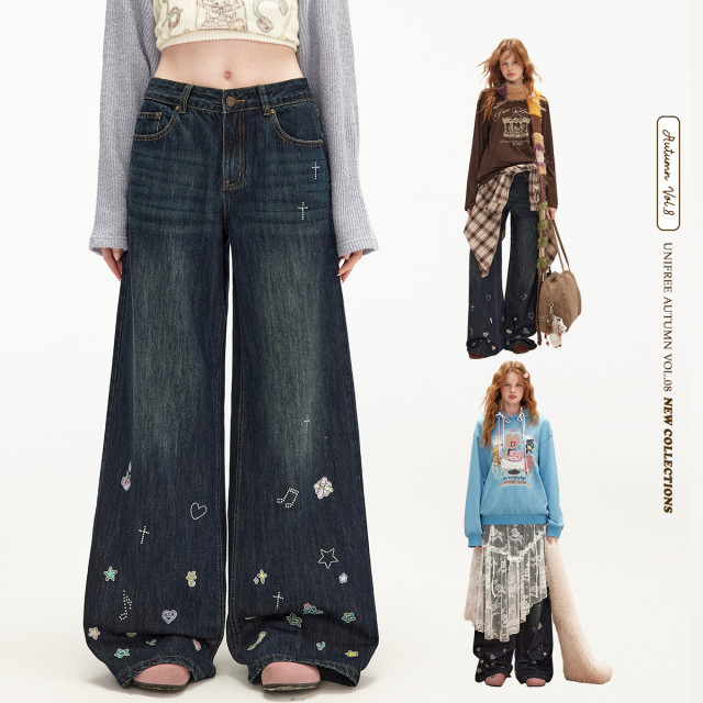 12591906.【UNIFREE X 窒息梦魇】25年秋款复古少女印花宽松阔腿牛仔裤U253P635P1P1