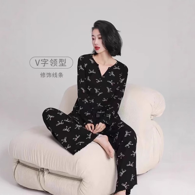 13648825.品彩【云朵棉】高级感翻领睡衣女开衫长袖长裤两件套44420