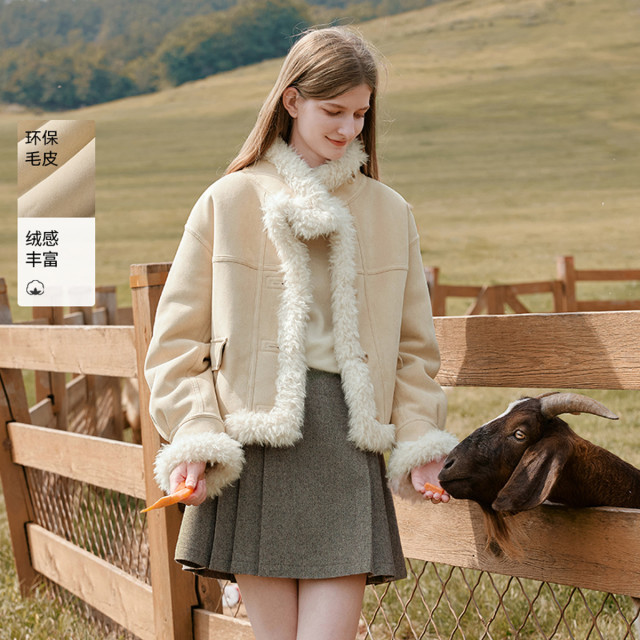 12684212.2025冬装麂皮绒外套女奶超好看皮毛一体短款仿生皮草