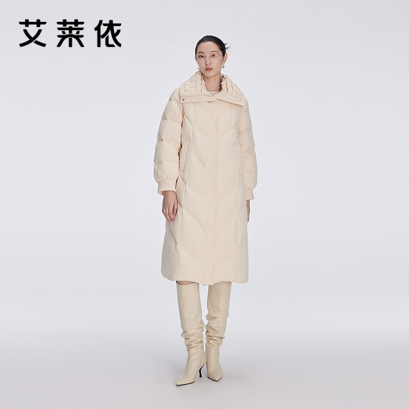12669807.【商场同款】艾莱依雅士系列时尚精致大翻领羽绒服女长款鸭绒服外套