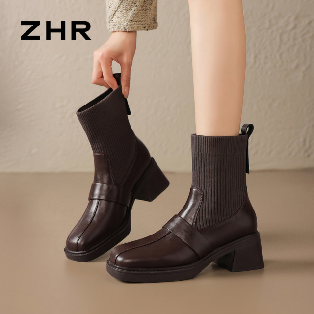 13835625.【ZHR则则】弹力靴圆头松紧套脚粗跟女鞋[PU+飞织布]