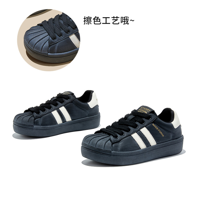 12746704.墨斯本擦色真皮小白鞋女新款平底运动贝壳头女鞋不累脚休闲单鞋女款12261