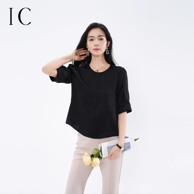 12746530.设计感袖口套结圆领小衫简约百搭舒适通勤衬衫女短袖夏季衬衣