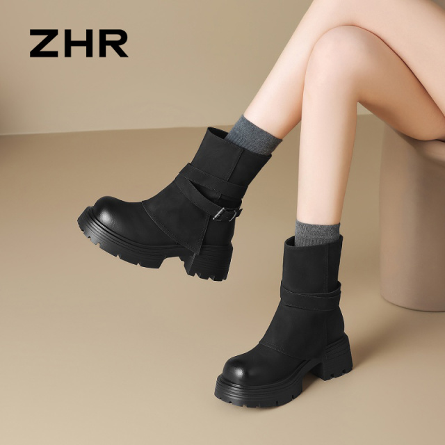 13795506.【ZHR则则】短靴圆头套脚锯齿厚底女鞋[PU]