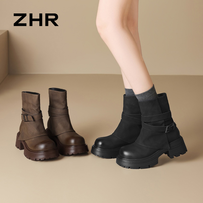 13795506.【ZHR则则】短靴圆头套脚锯齿厚底女鞋[PU]