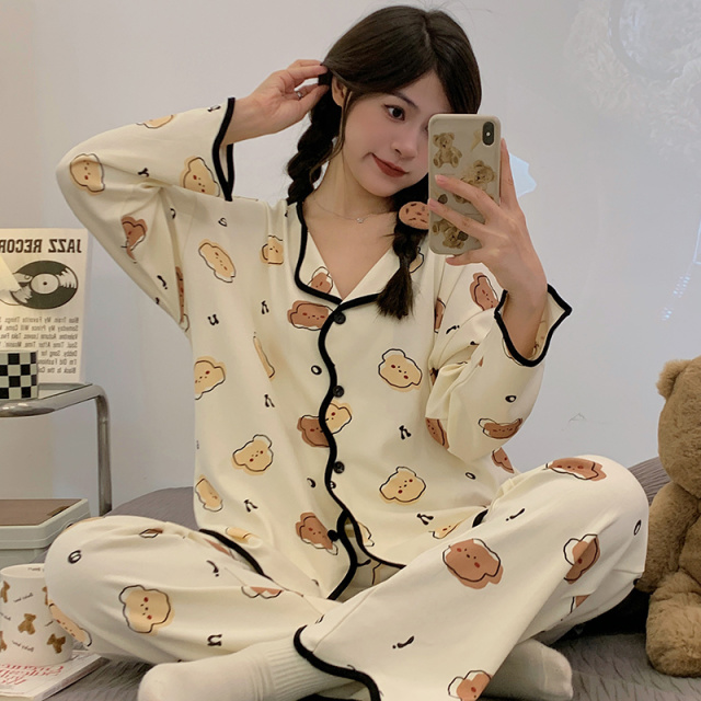 13649209.品彩【元气减龄】时髦感ins风家居服女开衫翻领长袖长裤套装56005