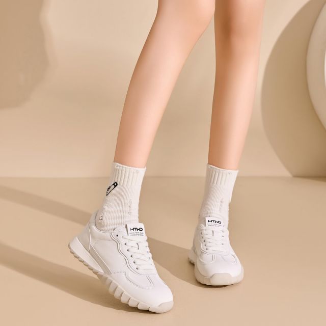 12768061.德训鞋百搭简约舒适浅口校园系带女休闲鞋