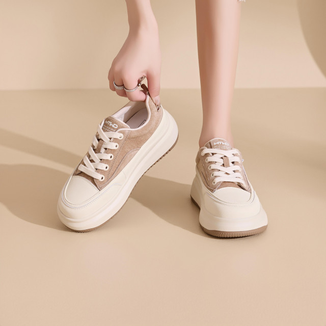 12768052.板鞋时尚潮流百搭简约厚底系带校园女休闲鞋