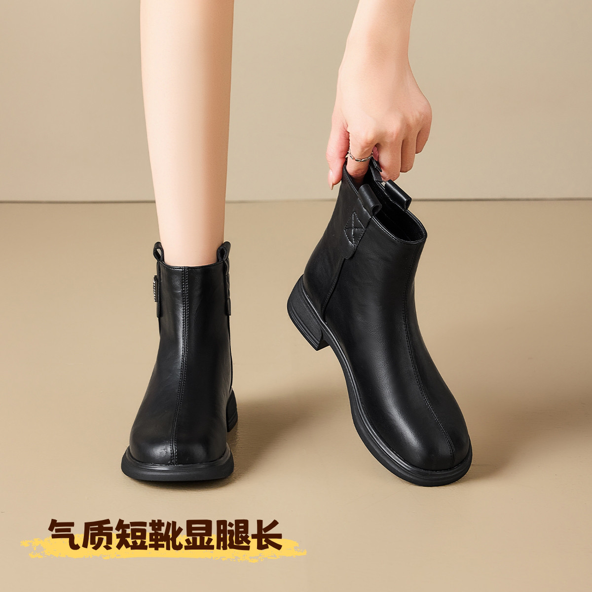 12842869.热风HOTWIND圆头短靴马丁靴女冬季英伦风潮流时尚百搭粗跟保暖瘦瘦时装靴女靴