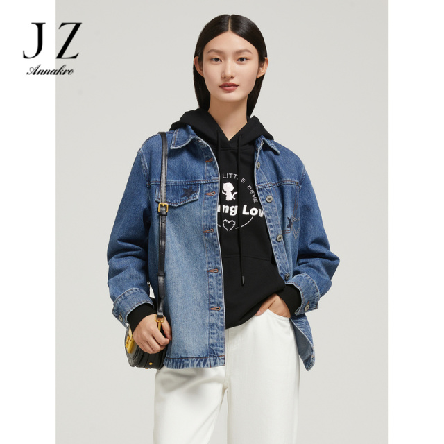 12888512.玖姿安娜蔻动感活力星星烫钻宽松牛仔丹宁休闲外套女冬季新款