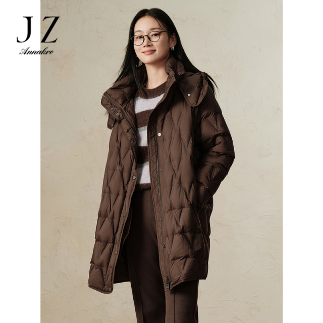 12888038.玖姿安娜蔻雅丹风通勤中长款保暖羽绒服女冬季新款