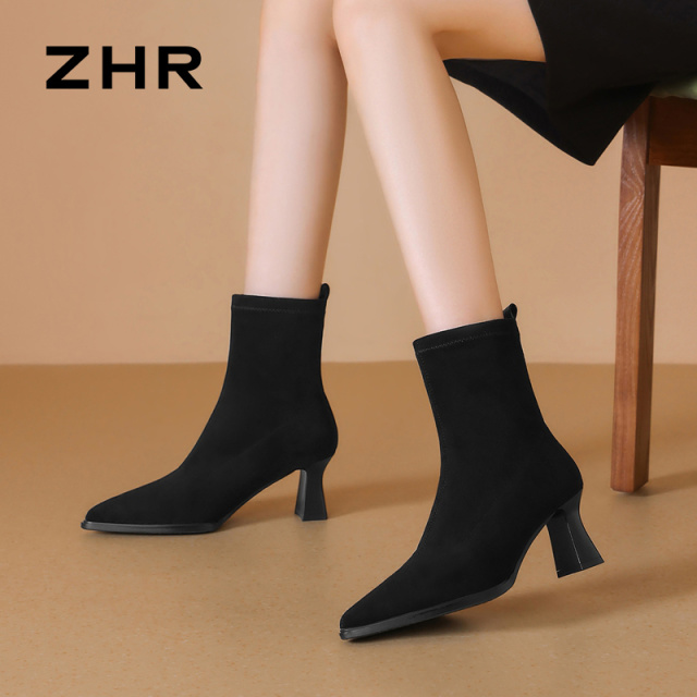 12899330.【ZHR则则】短靴尖头套脚粗跟女鞋[绒布]