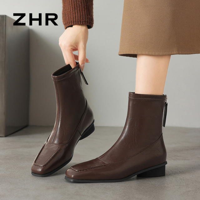 13794869.【ZHR则则】短靴方头后拉链短绒粗跟女鞋[PU]