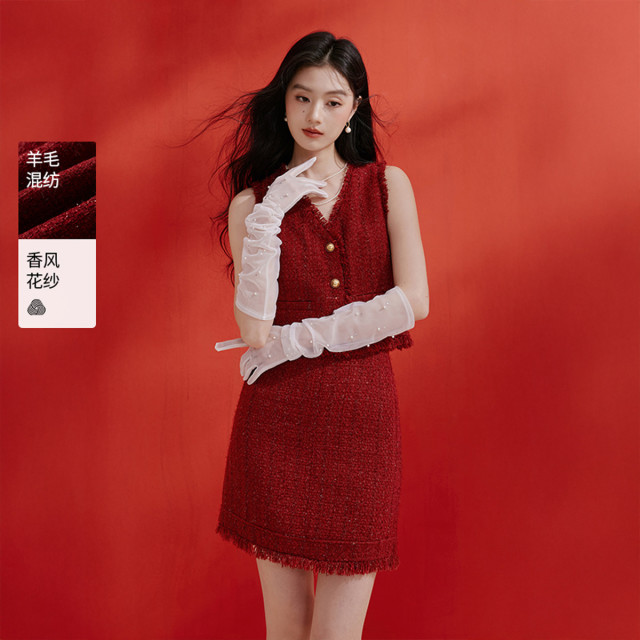 12965864.2026春装新年小香风马甲女本命年含羊毛无袖背心外套