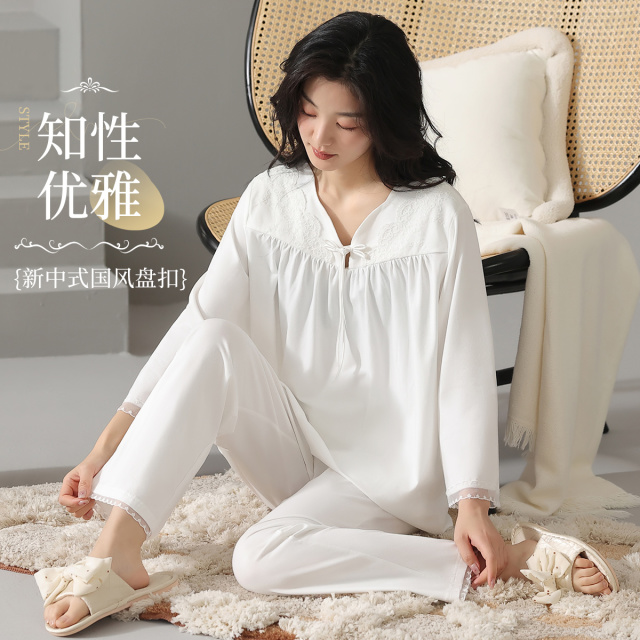 13205945.【轻盈无感】猫人女款长袖套头家居套(M长袖宫廷袖子镂空)