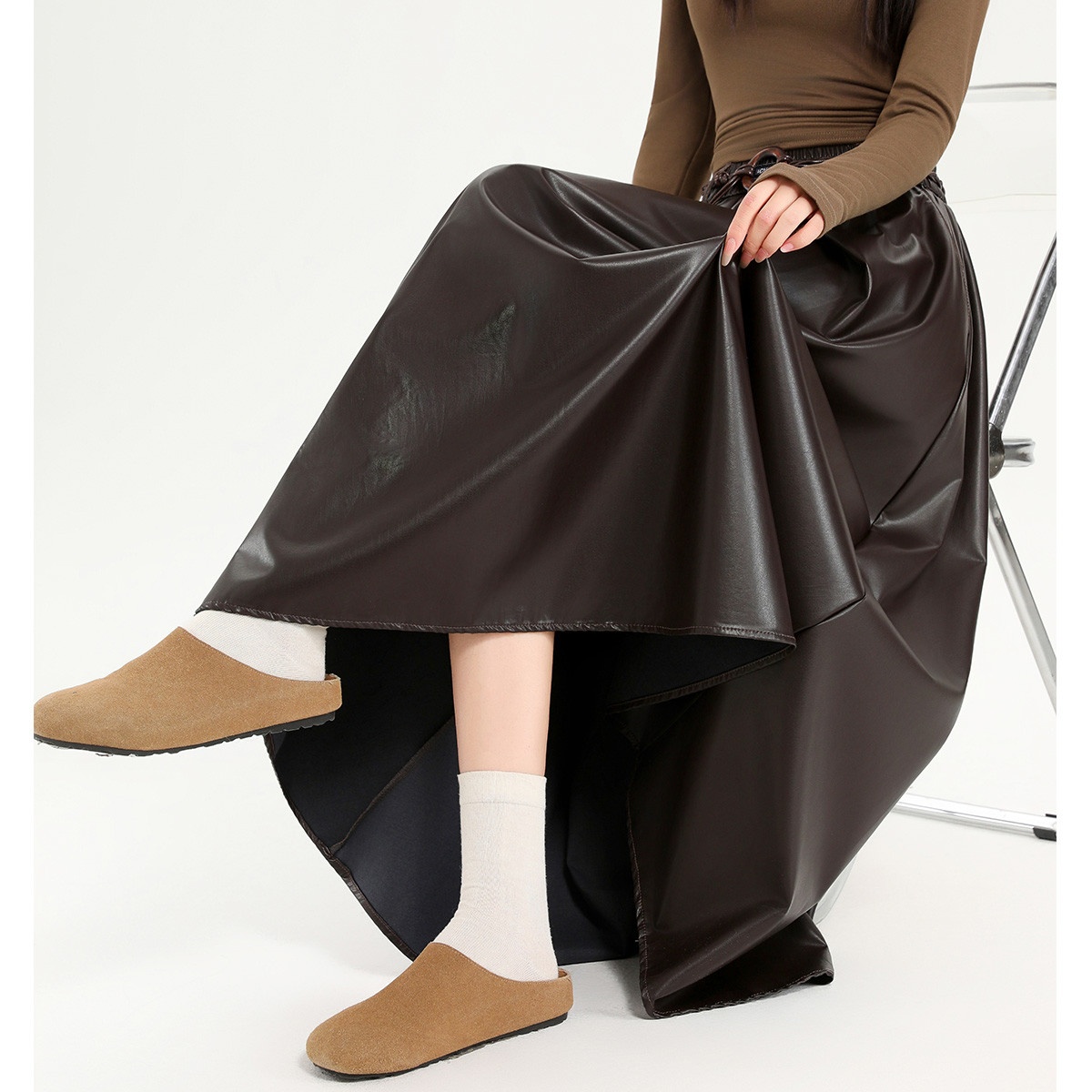 13706346.CHOCOOLATE美式复古PU皮半身裙款高腰A字中长裙