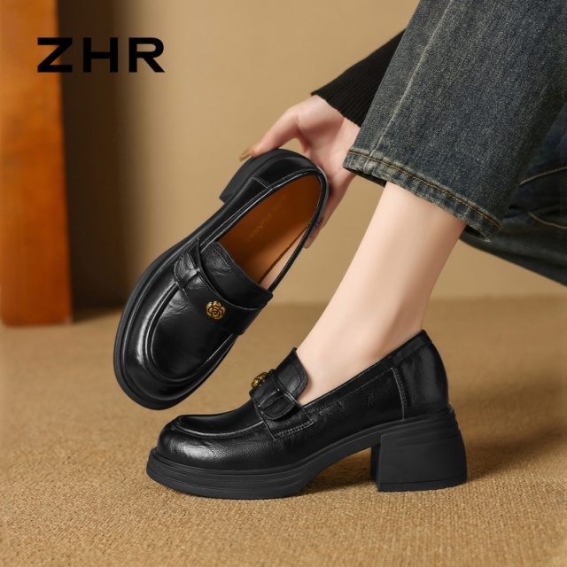 13007945.【ZHR则则】乐福鞋圆头套脚粗跟女鞋[PU]