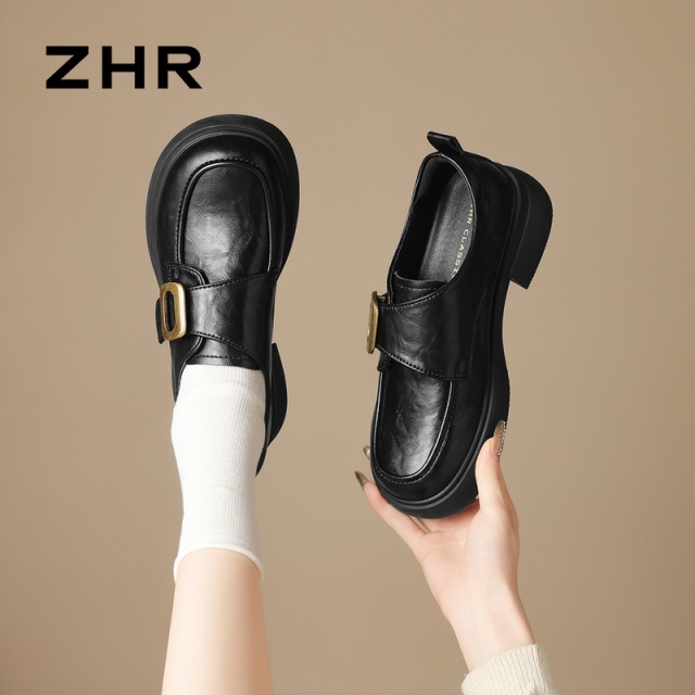 13007933.【ZHR则则】深口单鞋圆头魔术贴厚底女鞋[超纤]