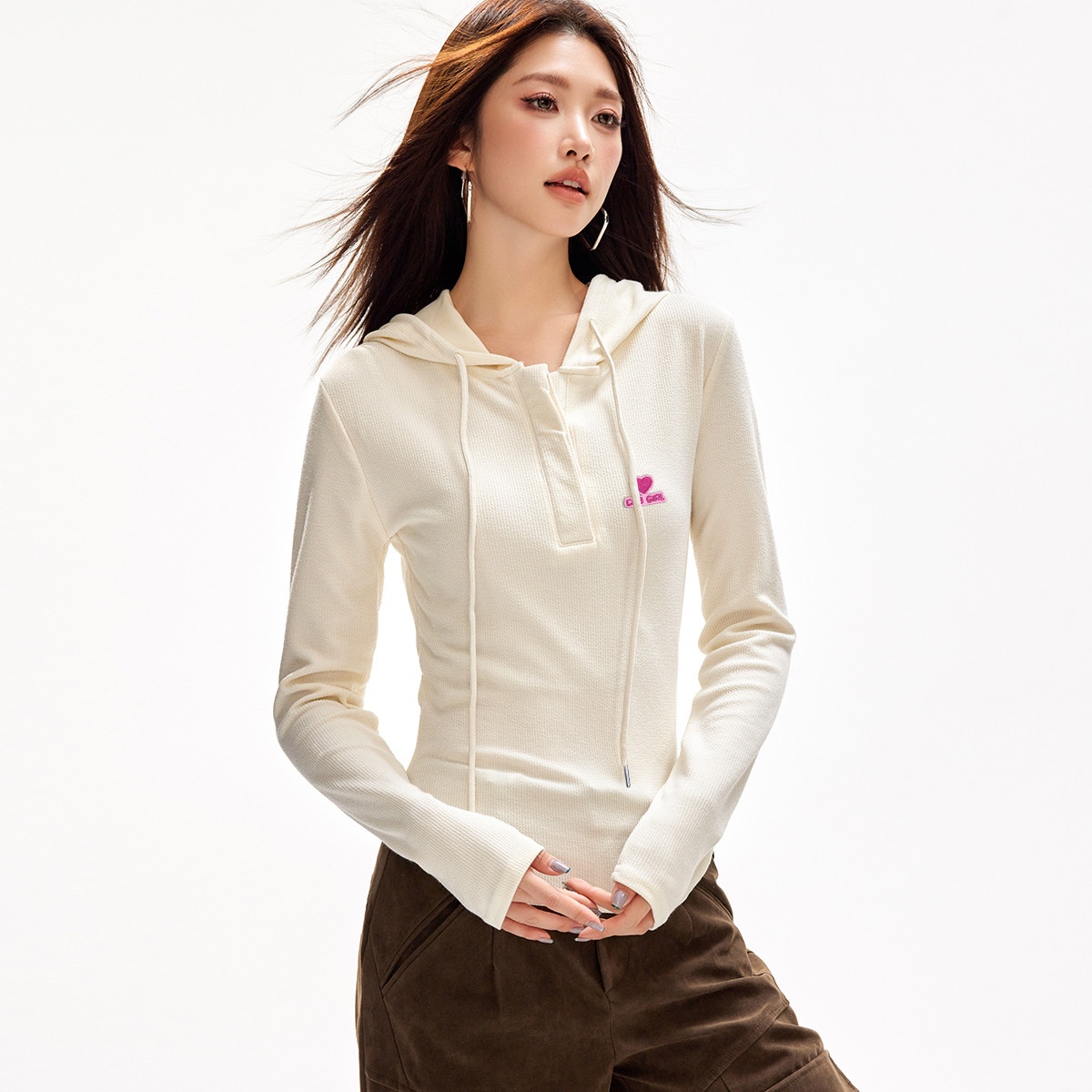 13711654.ccaabb下摆开叉连帽长袖T恤女纯欲辣妹上衣修身显瘦