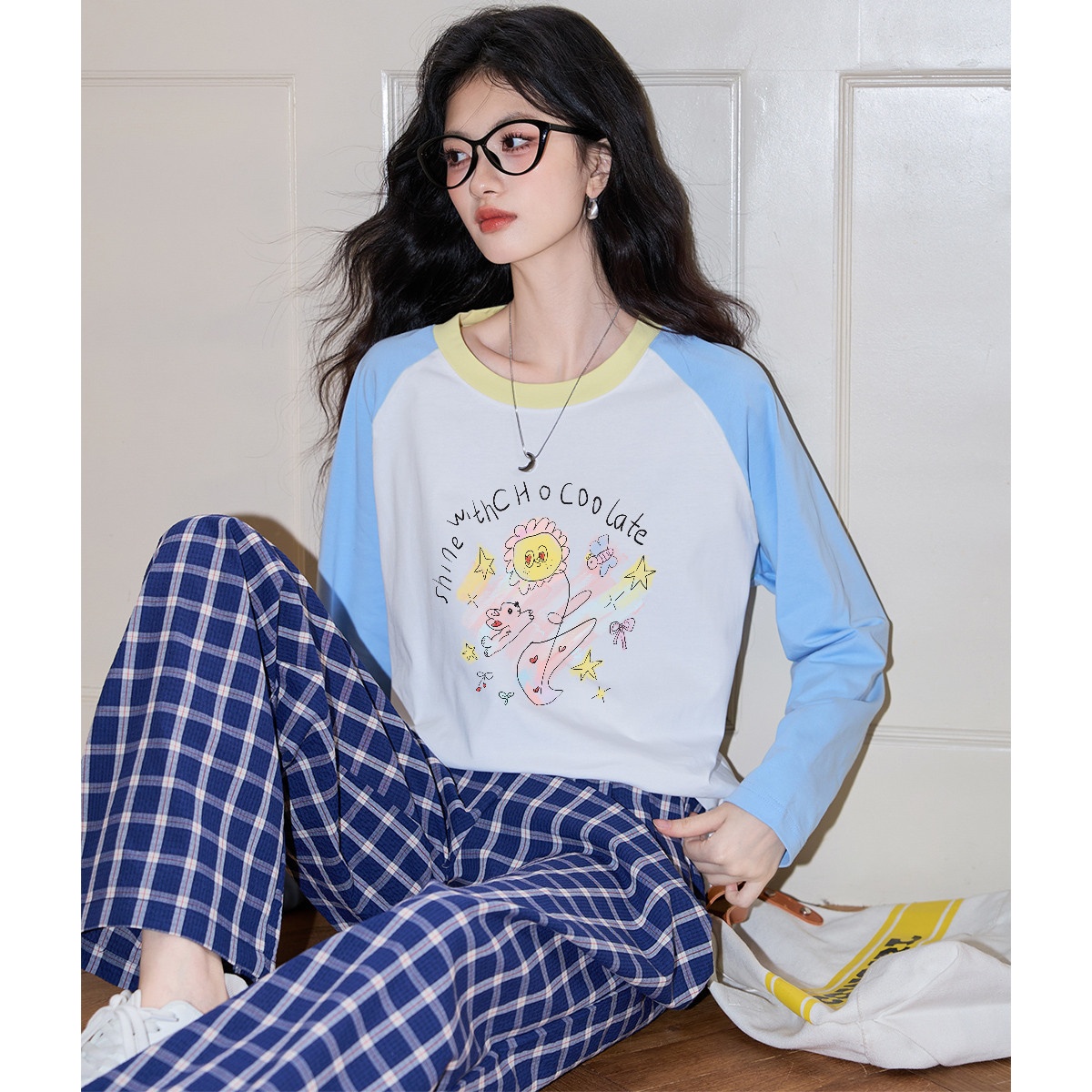 13712416.CHOCOOLATE撞色拼接手绘印花长袖t恤少女减龄上衣