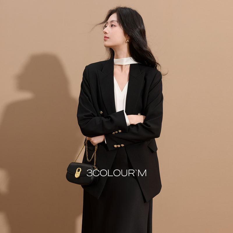 13032708.三彩2026春季新款智性休闲西装外套收腰西服双排扣抗皱通勤Z