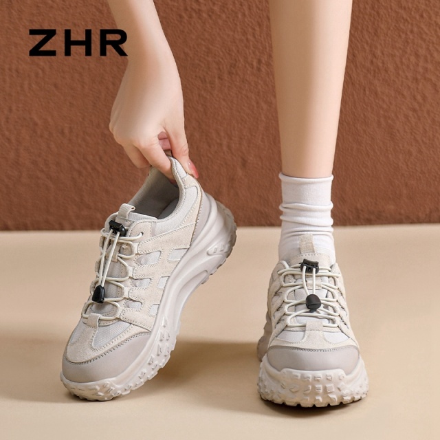 13069241.【ZHR则则】户外休闲鞋圆头扣带搭扣厚底女鞋[PU+织物]