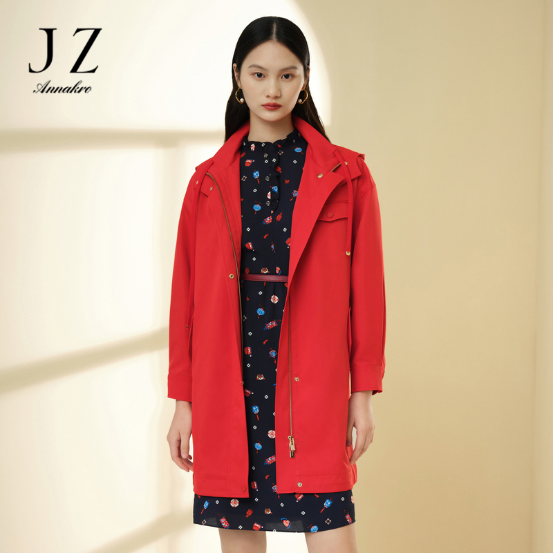 13092245.JZ玖姿商场同款连帽休闲风衣女士春装纯色中长外套JWCC41208