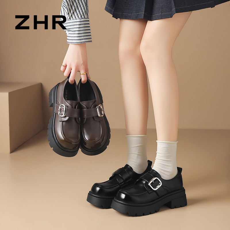13122610.【ZHR则则】深口单鞋圆头魔术贴厚底女鞋[PU]
