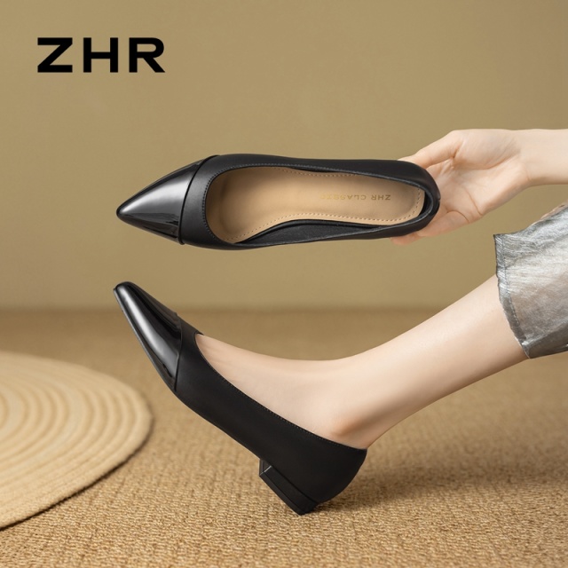 13130236.【ZHR则则】浅口尖头套脚平底女鞋[PU+镜面PU]