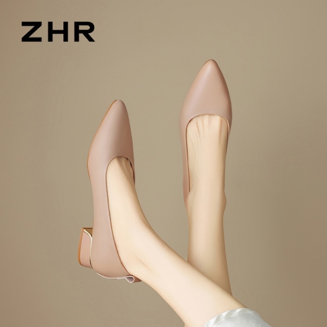 13130243.【ZHR则则】浅口尖头套脚粗跟女鞋[牛剖层移膜革]