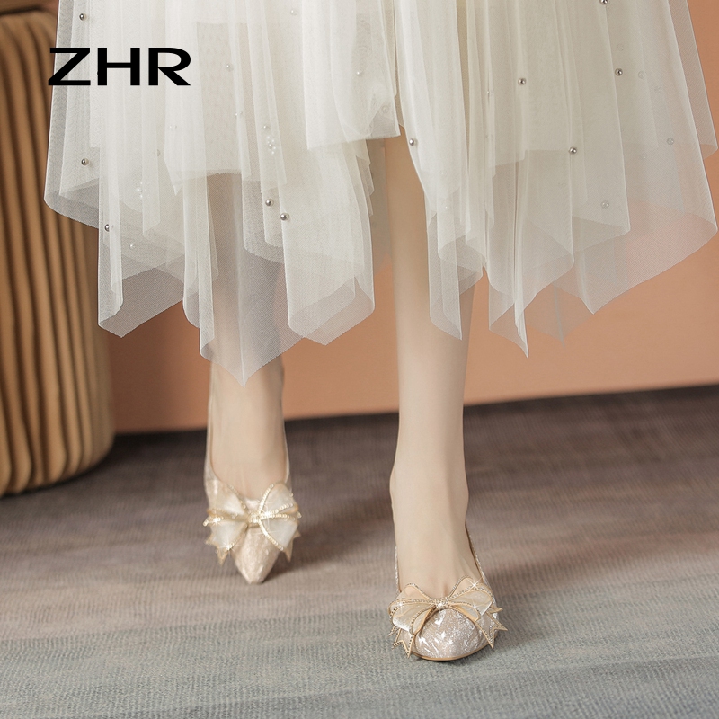 13680179.【ZHR则则】浅口尖头蝴蝶套脚粗跟女鞋[格利特]