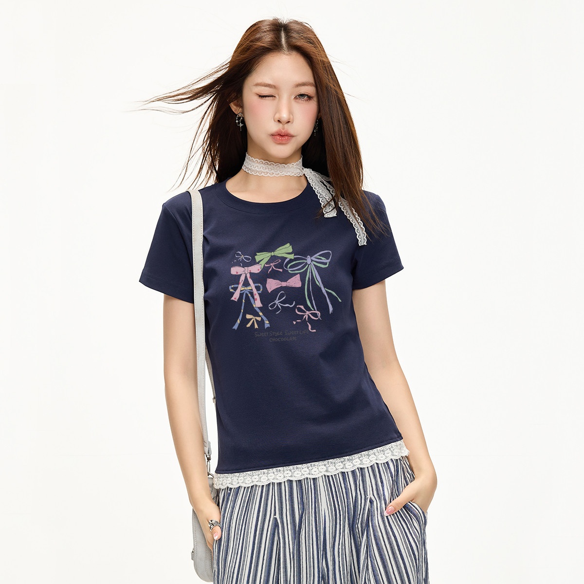13713957.CHOCOOLATE蝴蝶结印花短袖t恤夏季蕾丝花边别致女上衣