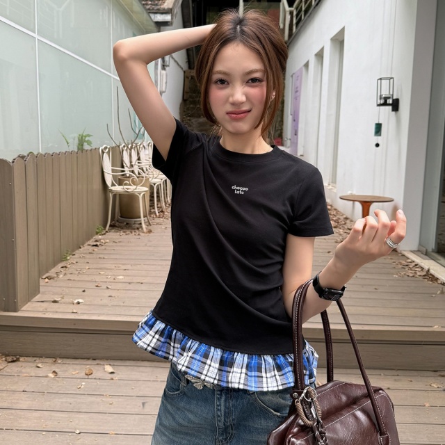 13713863.CHOCOOLATE夏季甜美少女短袖t恤荷叶边拼接别致女上衣