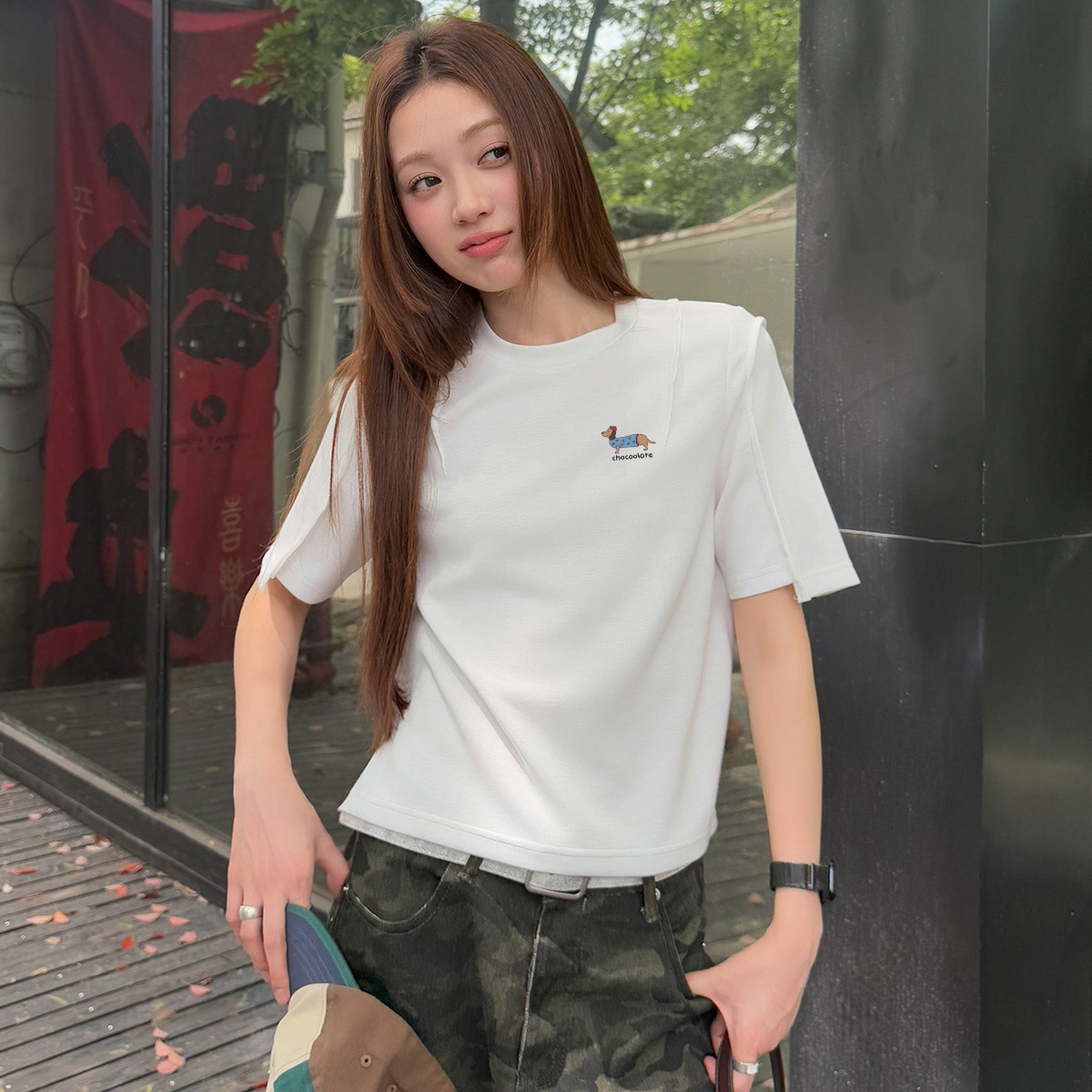 13713831.CHOCOOLATE不规则设计感夏季短袖t恤极简风半袖体恤衫